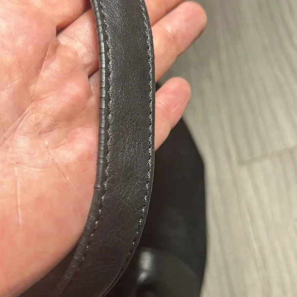 B. Makowsky leather and suede shoulder bag - Picture 4 of 8